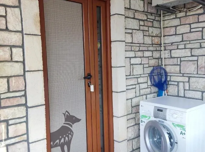 דירה Alexis's House